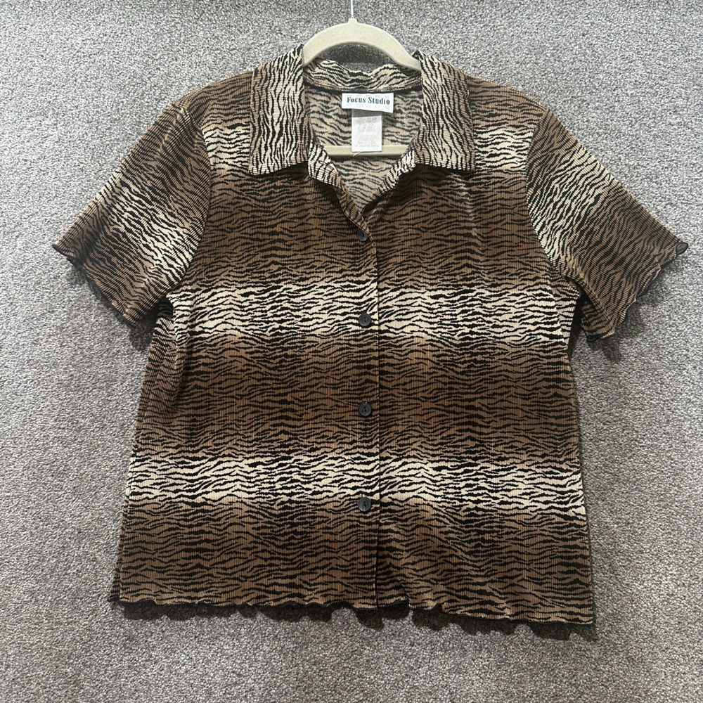 VTG 90s Focus Studio Button Up Blouse Top Size 10 Animal Print Micro Pleated